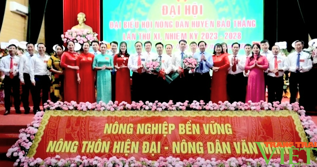 Ông Phạm Hồng Phong tái đắc cử Chủ tịch Hội Nông dân huyện Bảo Thắng, tỉnh Lào Cai - Ảnh 4.
