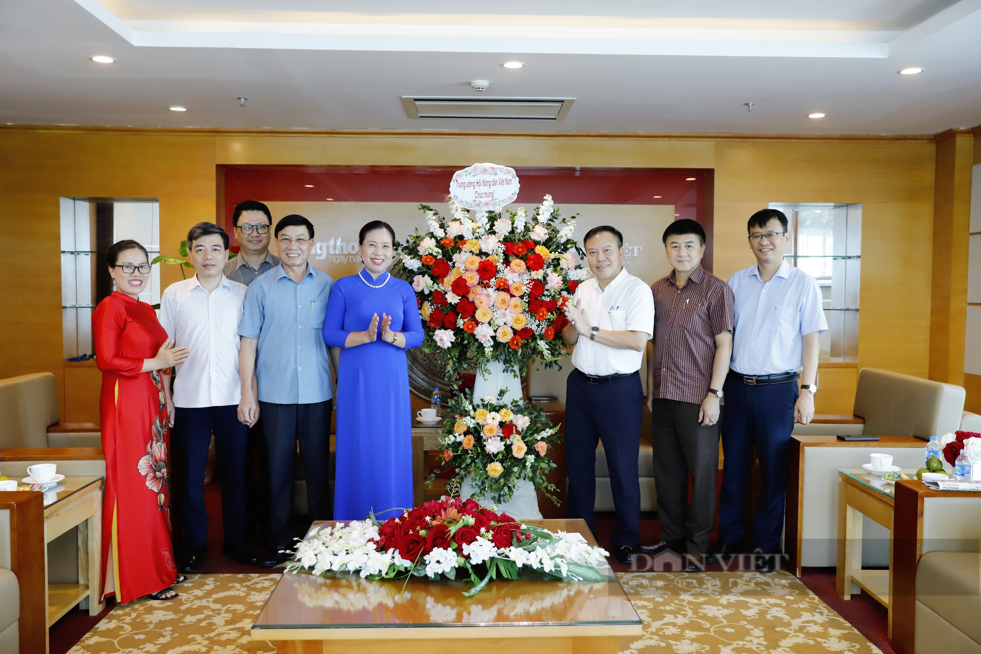 Lãnh đạo TƯ Hội Nông dân Việt Nam thăm và chúc mừng báo NTNN/Điện tử Dân Việt nhân ngày 21/6 - Ảnh 7.