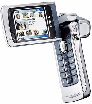 3 mẫu điện thoại Nokia có thiết kế đặc biệt từng 'làm mưa làm gió' tại Việt Nam - Ảnh 3.