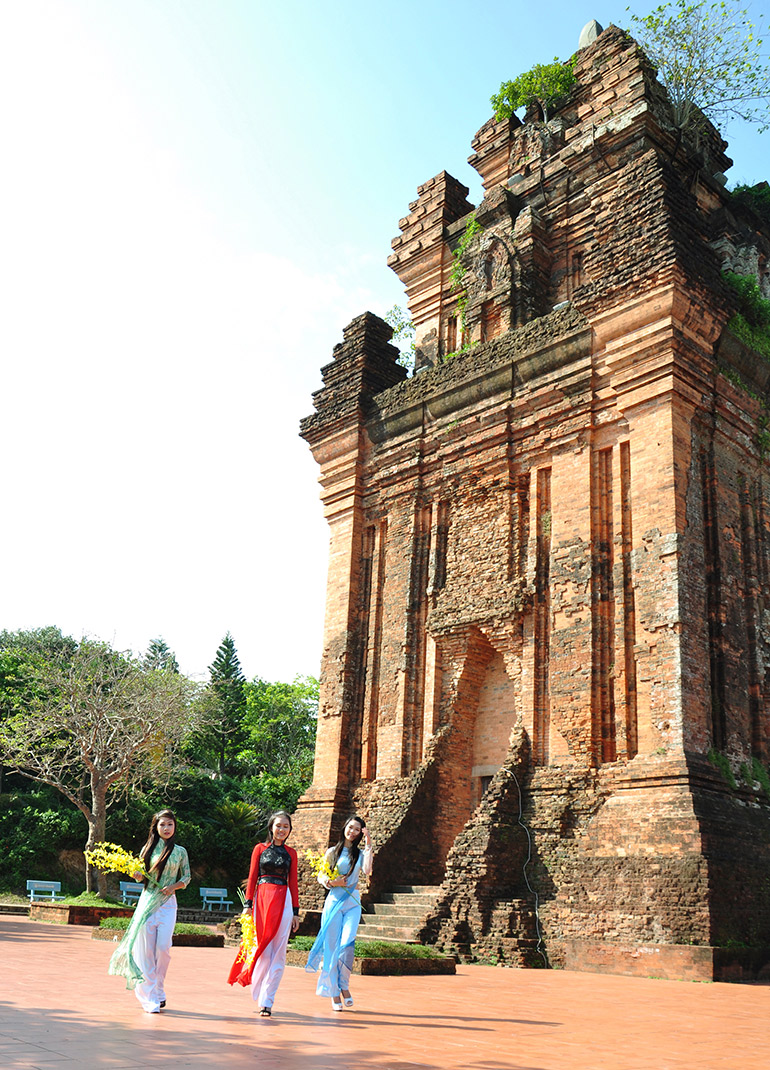 Vùng đất ở Phú Yên từng là tiểu quốc Hoa Anh, cái nôi của Phật giáo đàng Trong, khởi tích Thiên Chúa giáo - Ảnh 4.