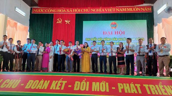 TT-Huế: Đại hội Hội Nông dân huyện Nam Đông, ông Nguyễn Thái Hà tái đắc cử chức vụ Chủ tịch  - Ảnh 3.