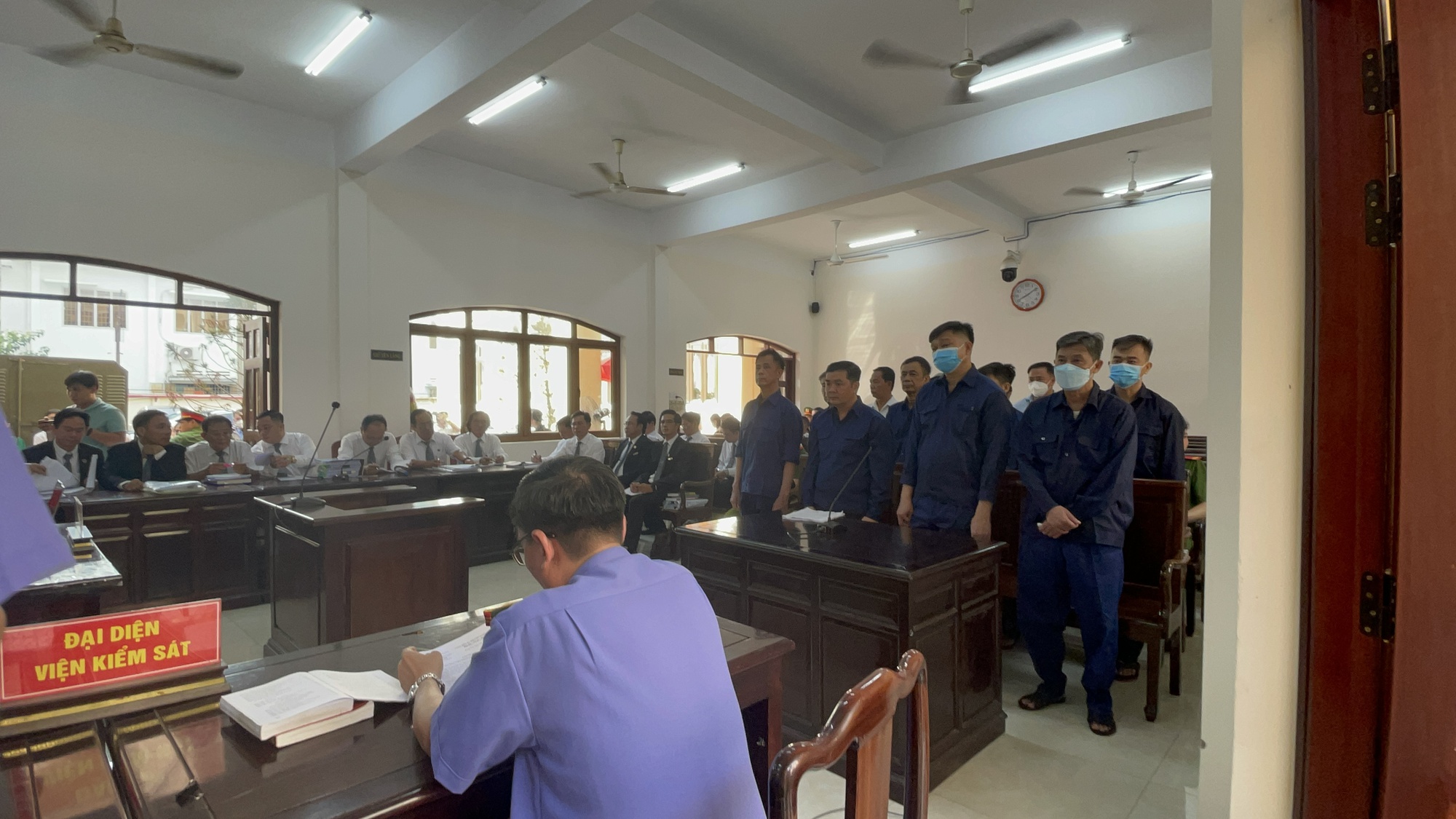 Xét xử 13 bị cáo vụ khu dân cư Phước Thái: Tuyên trả hồ sơ điều tra bổ sung - Ảnh 3.