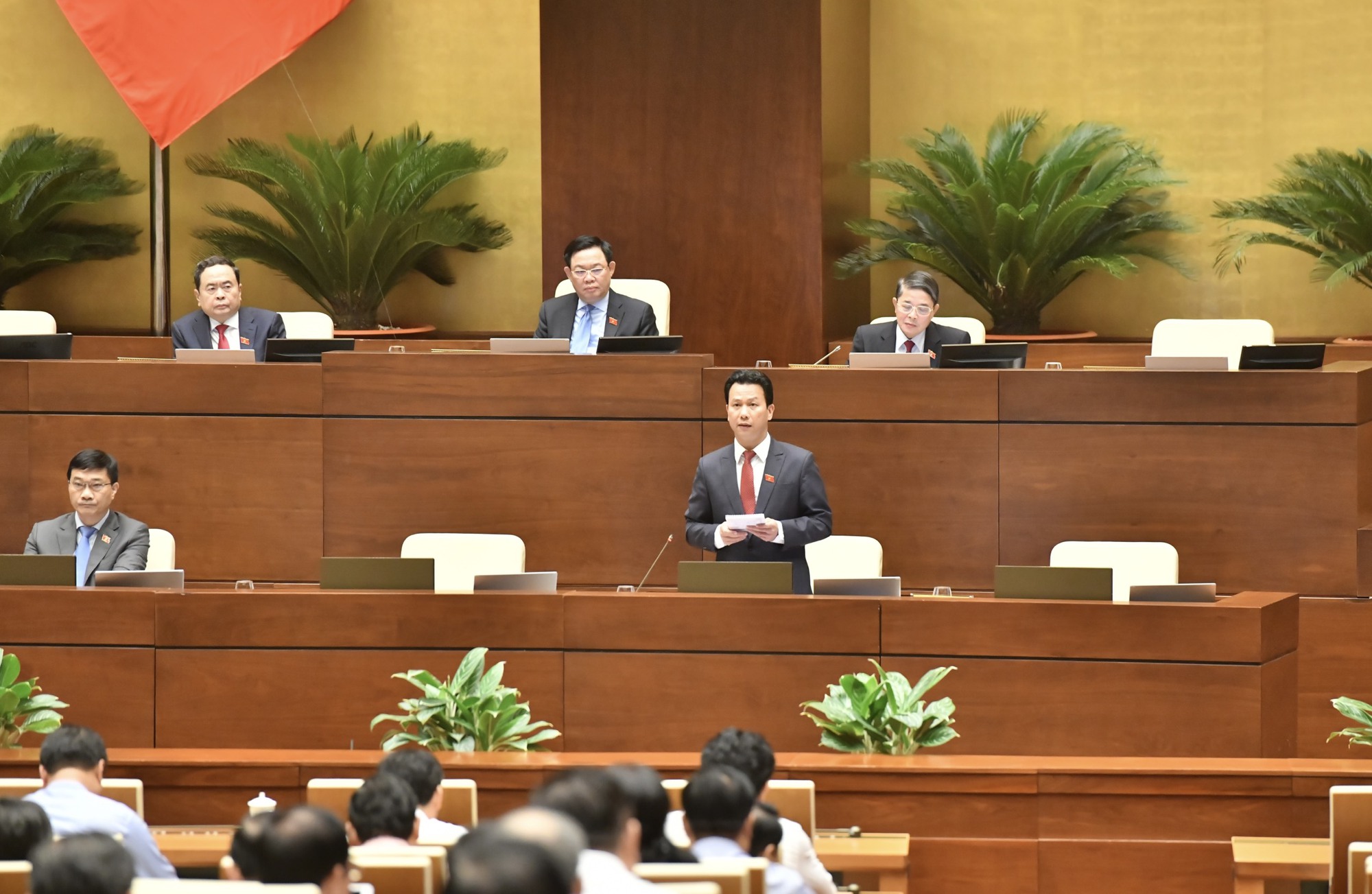 Bộ trưởng Bộ TN&MT Đặng Quốc Khánh: Định giá đất phải sát thị trường, chống tiêu cực, tham nhũng - Ảnh 3.