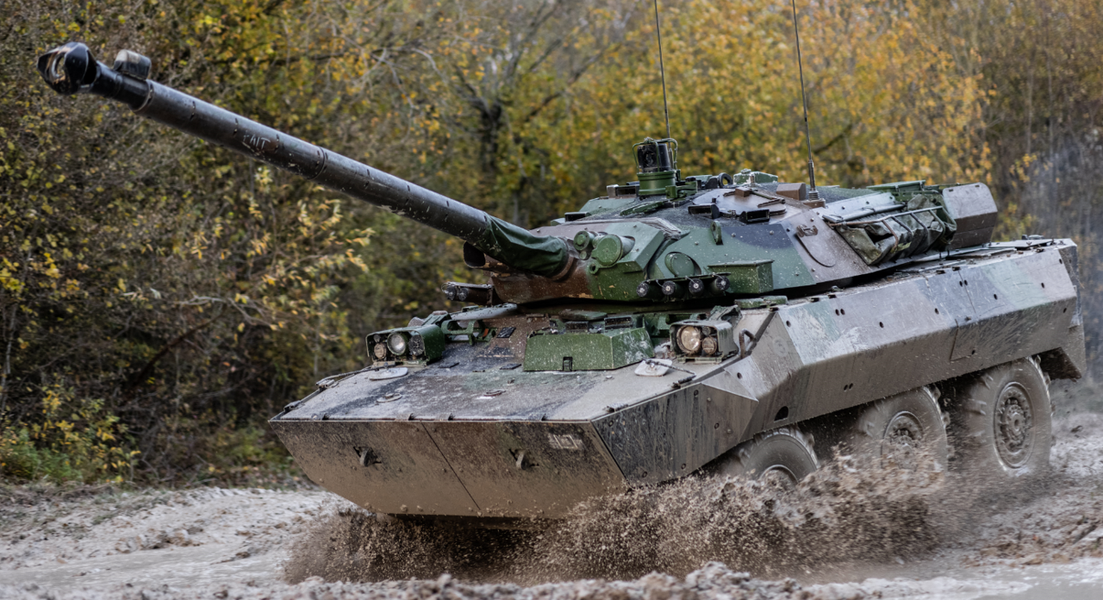Xe tăng bánh lốp AMX-10 hàng đầu châu Âu lọt vào tay Nga - Ảnh 14.