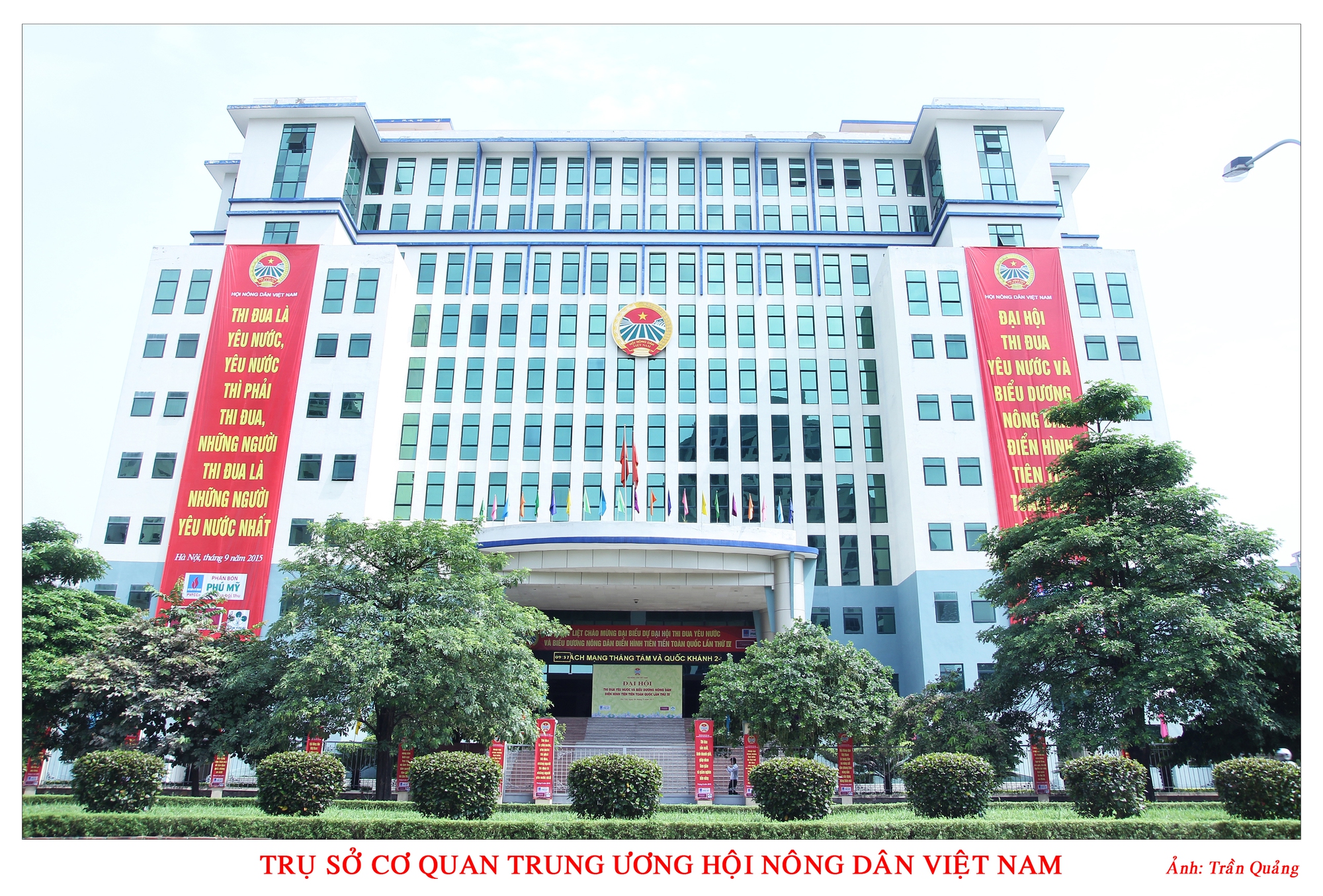 Thông báo tuyển dụng 20 công chức cho 5 lĩnh vực vị trí việc làm tại Cơ quan Trung ương Hội Nông dân Việt Nam - Ảnh 1.