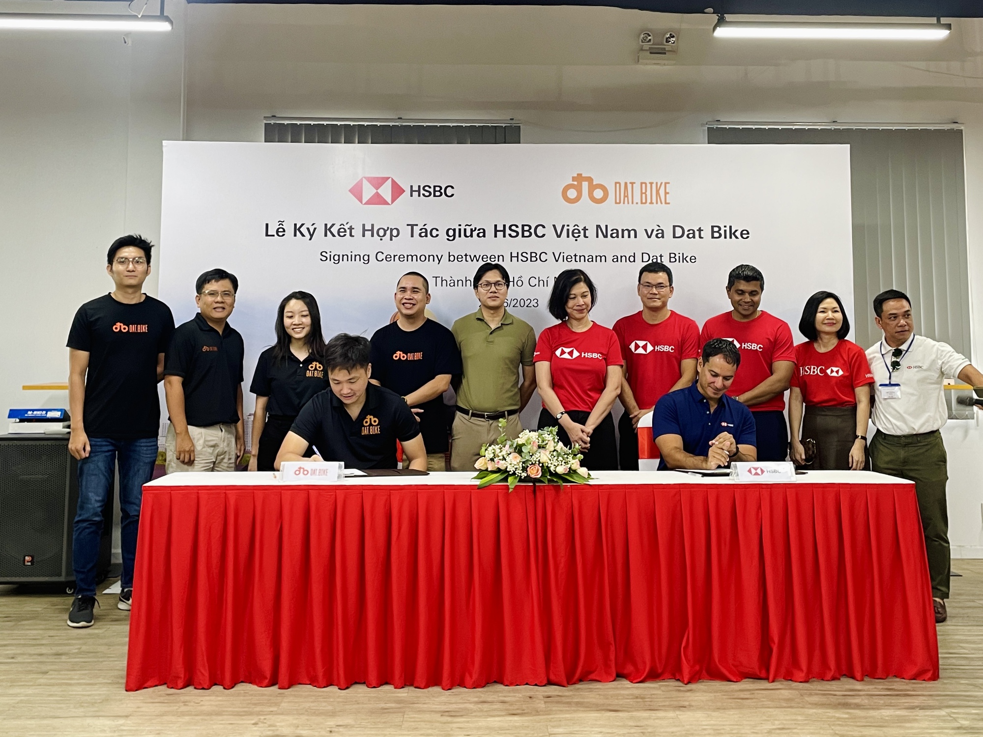 HSBC và Dat Bike hợp tác chiến lược, hỗ trợ startup Việt vươn mình ra thế giới - Ảnh 1.