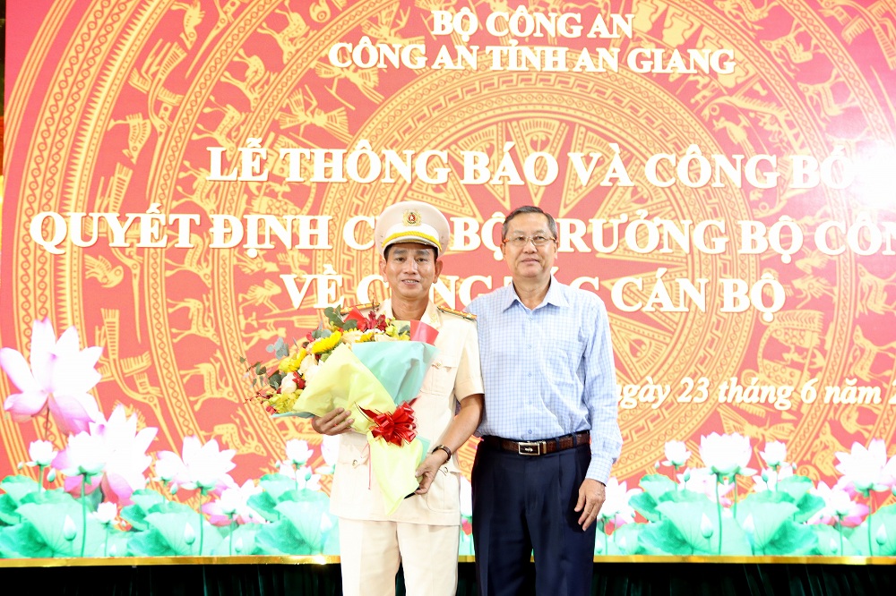 Phó Giám đốc Công an Kiên Giang được điều động nhận nhiệm vụ tại Công an An Giang - Ảnh 2.