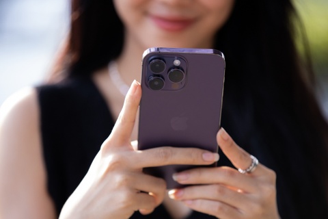 Người Việt chi hơn 143 tỷ đồng mua iPhone trên sàn thương mại điện tử - Ảnh 1.
