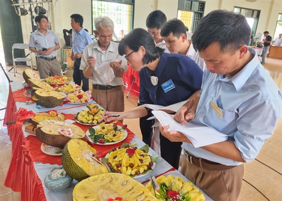 Thứ quả đặc sản không thể thiếu trong mâm lễ vật dâng cúng Thánh ở Sơn Tây được đem đi thi - Ảnh 2.