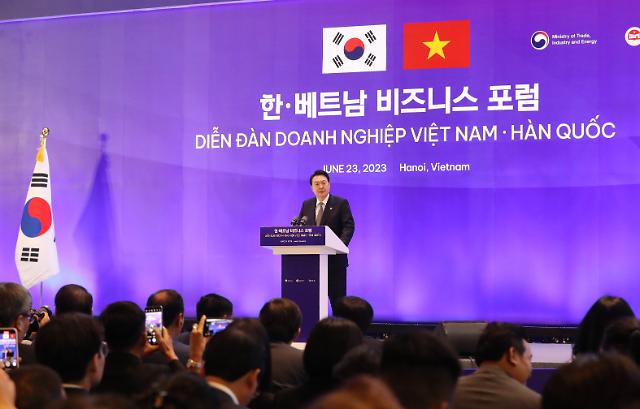 Báo Hàn Quốc: Doanh nghiệp Việt - Hàn ký kết 111 thỏa thuận ghi nhớ hợp tác - Ảnh 1.