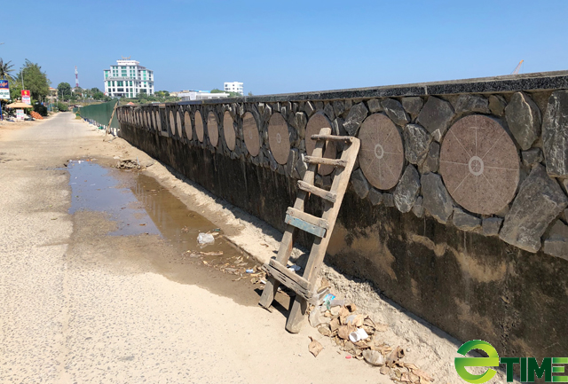 Huyện đảo ở Quảng Ngãi bí nguồn trả nợ tạm ứng vì cầm “đèn chạy trước ô tô”  - Ảnh 9.