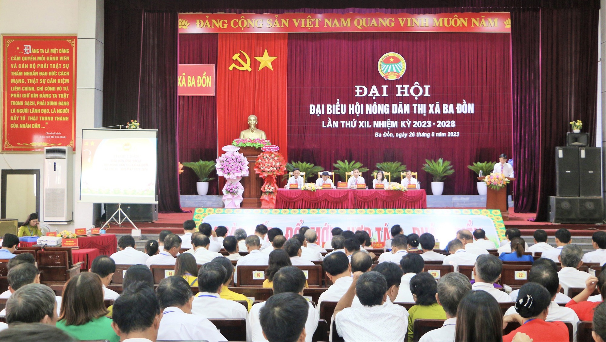 Đại hội Hội Nông dân thị xã Ba Đồn: Ông Nguyễn Quốc Đồng được bầu giữ chức Chủ tịch - Ảnh 1.