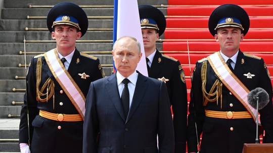 Tổng thống Putin tuyên bố Nga đã tránh được nội chiến - Ảnh 1.