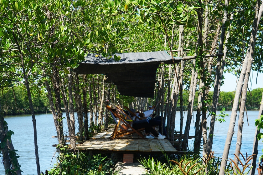 Đầm nước nổi tiếng đất Bình Định có một ốc đảo xanh, trên chim trời, dưới cá tôm, ai cũng muốn xem - Ảnh 4.