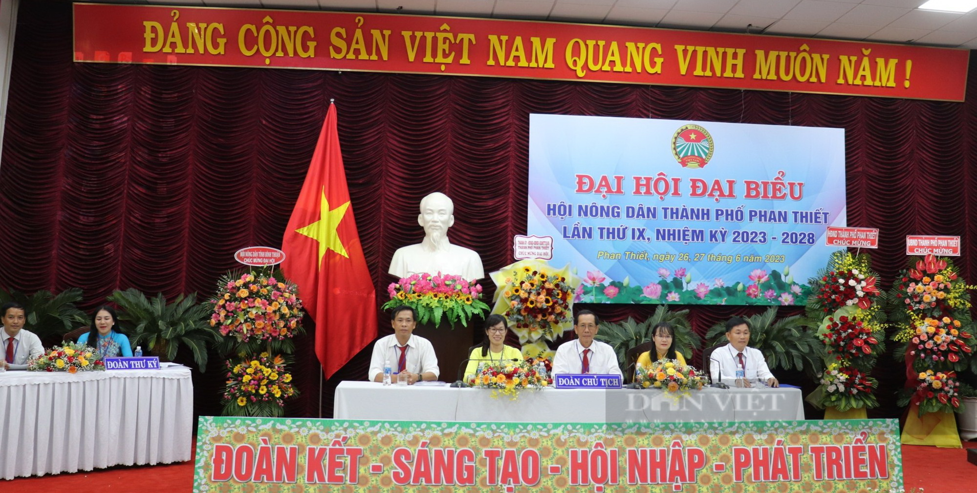 Bình Thuận: Nông dân TP.Phan Thiết đóng góp gần 17 tỷ đồng, gần 700 ngày công làm mới, sửa chữa đường giao thông nông thôn - Ảnh 1.