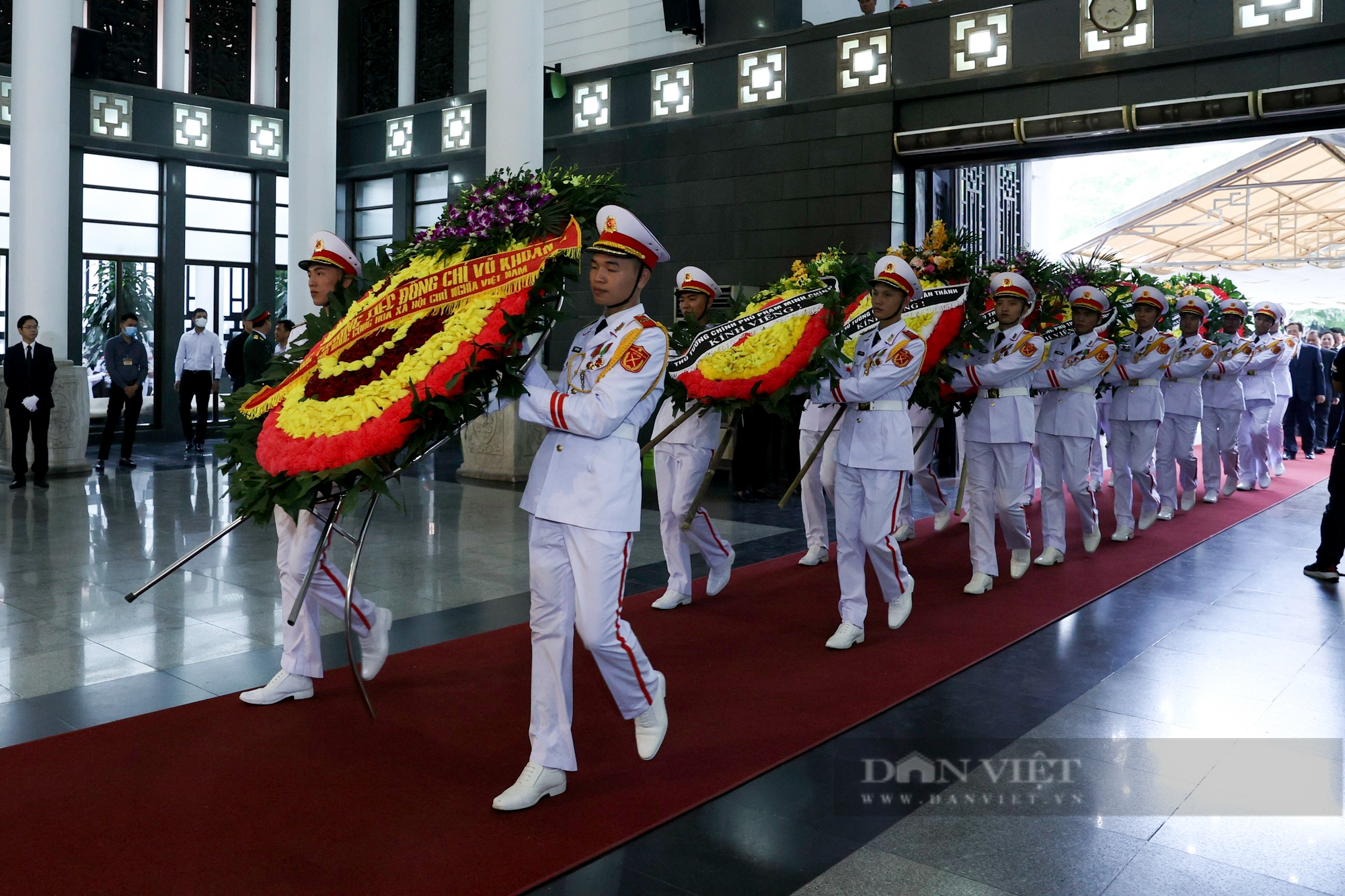 Chủ tịch nước Võ Văn Thưởng dự lễ tang cố Phó thủ tướng Vũ Khoan - Ảnh 2.