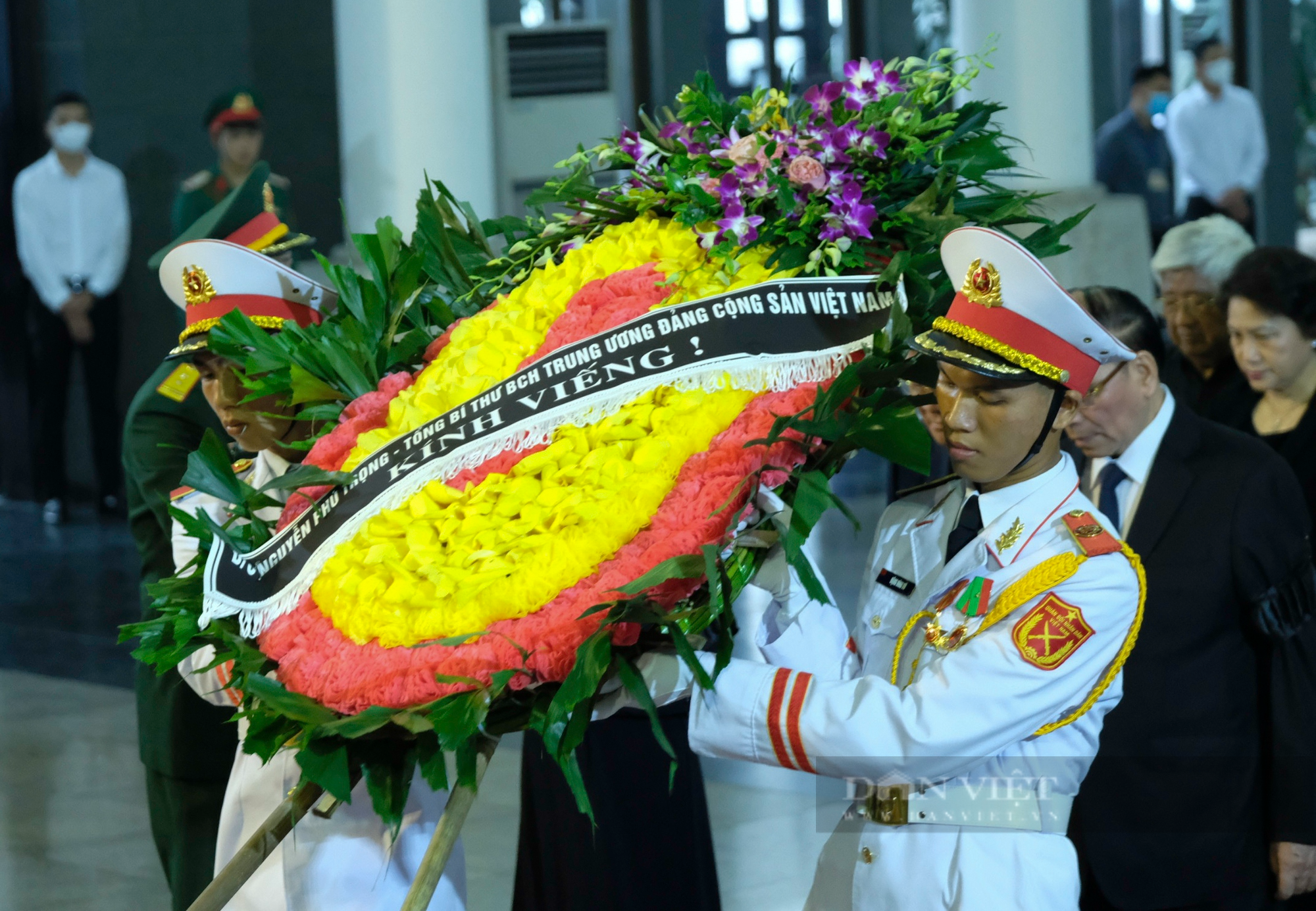 Chủ tịch nước Võ Văn Thưởng dự lễ tang cố Phó thủ tướng Vũ Khoan - Ảnh 3.