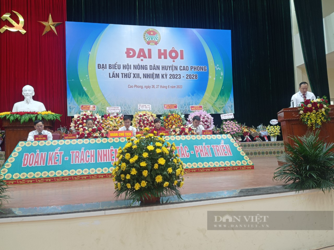 Đại hội Đại biểu Hội Nông dân huyện Cao Phong: Hơn 10.000 hộ đạt danh hiệu &quot;Nông dân sản xuất kinh doanh giỏi&quot; các cấp. - Ảnh 1.