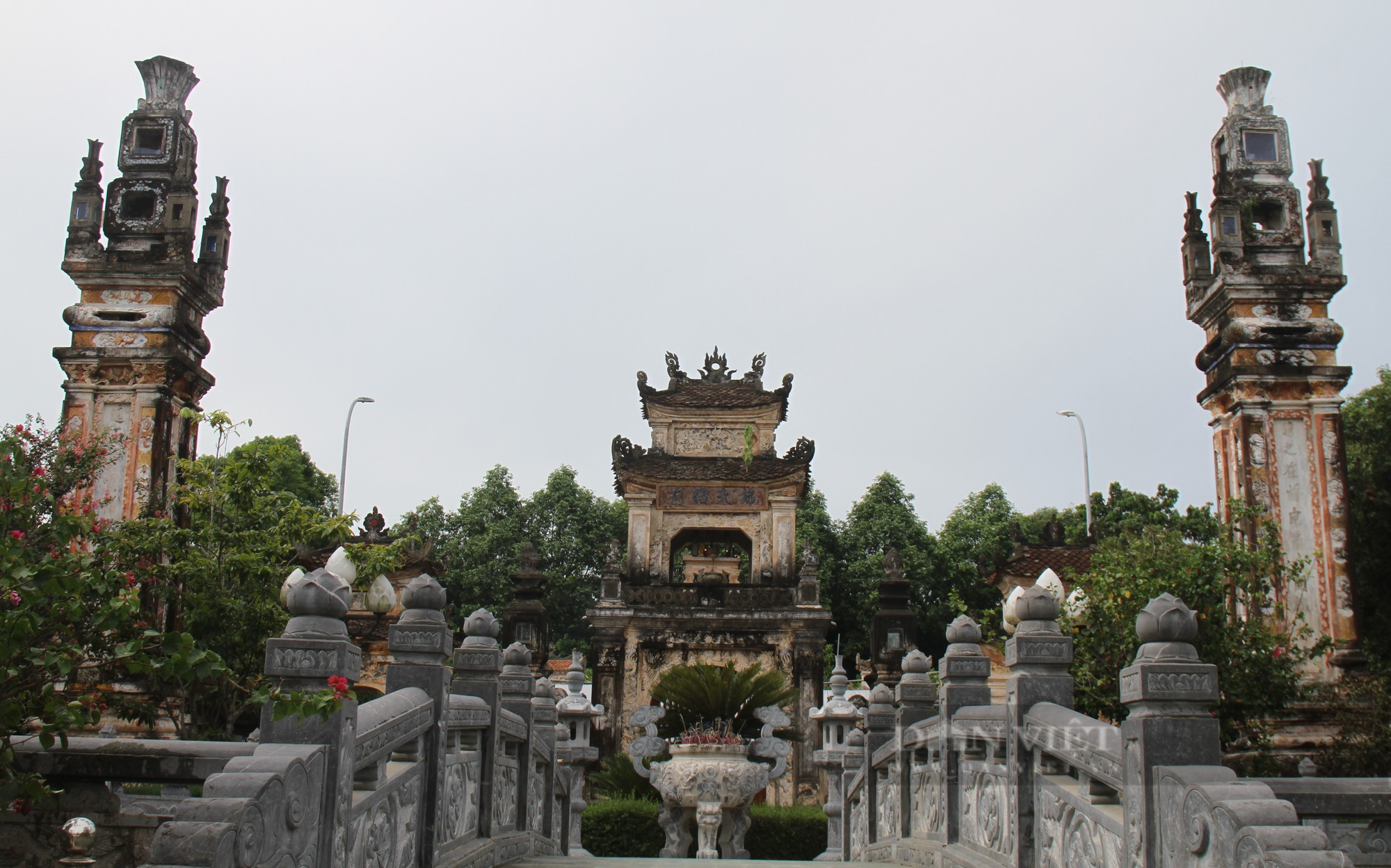 Ngôi đền hơn 550 năm tuổi thờ vị tướng từng vào sinh ra tử với vua Lê Lợi, phò trợ 4 đời vua - Ảnh 2.