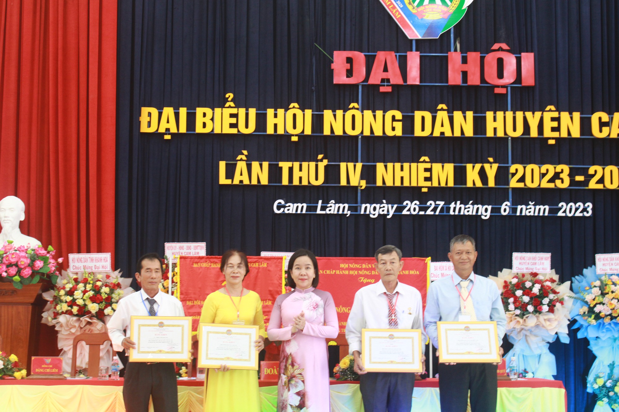 Khánh Hòa: Ông Phạm Hồng Thịnh tái đắc cử Chủ tịch Hội Nông dân huyện Cam Lâm - Ảnh 13.