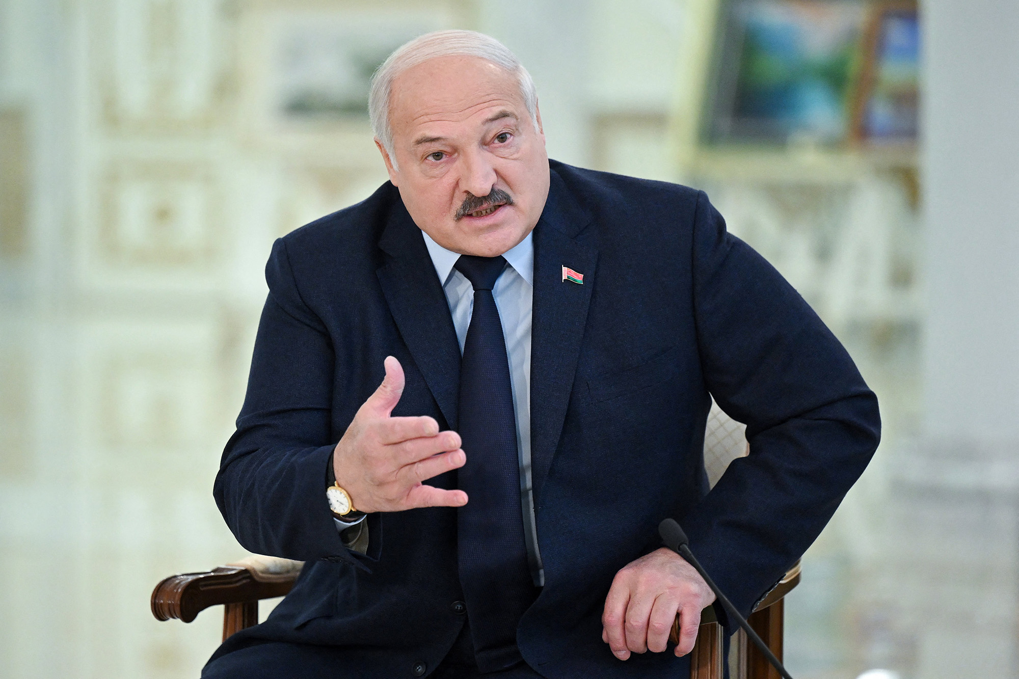 TT Belarus Lukashenko tiết lộ đã thuyết phục ông Putin tha cho ông trùm Wagner Prigozhin như thế nào - Ảnh 1.