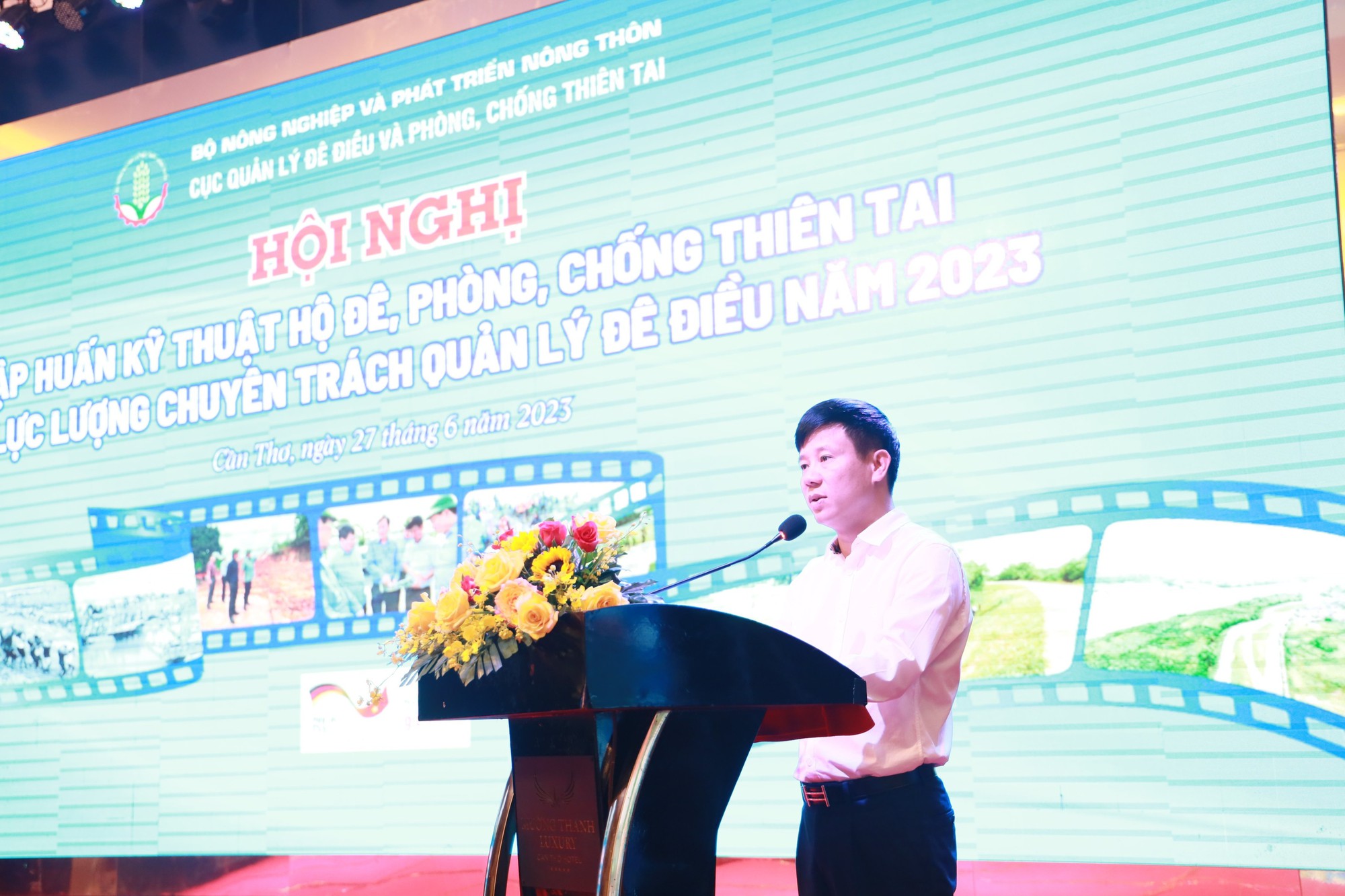 Tăng cường bảo vệ đê điều và sẵn sàng cho công tác phòng, chống thiên tai năm 2023 - Ảnh 1.