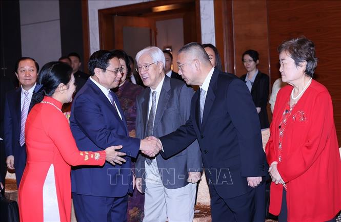Thủ tướng Phạm Minh Chính gặp mặt các nhân sĩ hữu nghị Trung Quốc - Ảnh 1.
