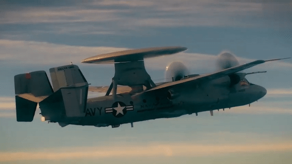 &quot;Mắt thần&quot; E-2 Hawkeye trên tàu sân bay của Mỹ lợi hại thế nào? - Ảnh 3.