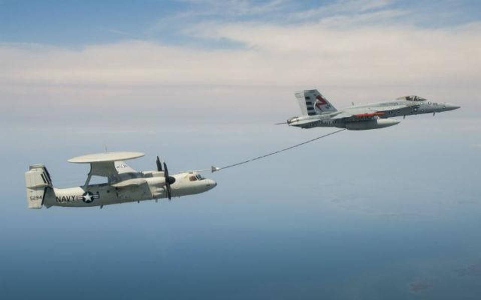 &quot;Mắt thần&quot; E-2 Hawkeye trên tàu sân bay của Mỹ lợi hại thế nào? - Ảnh 7.