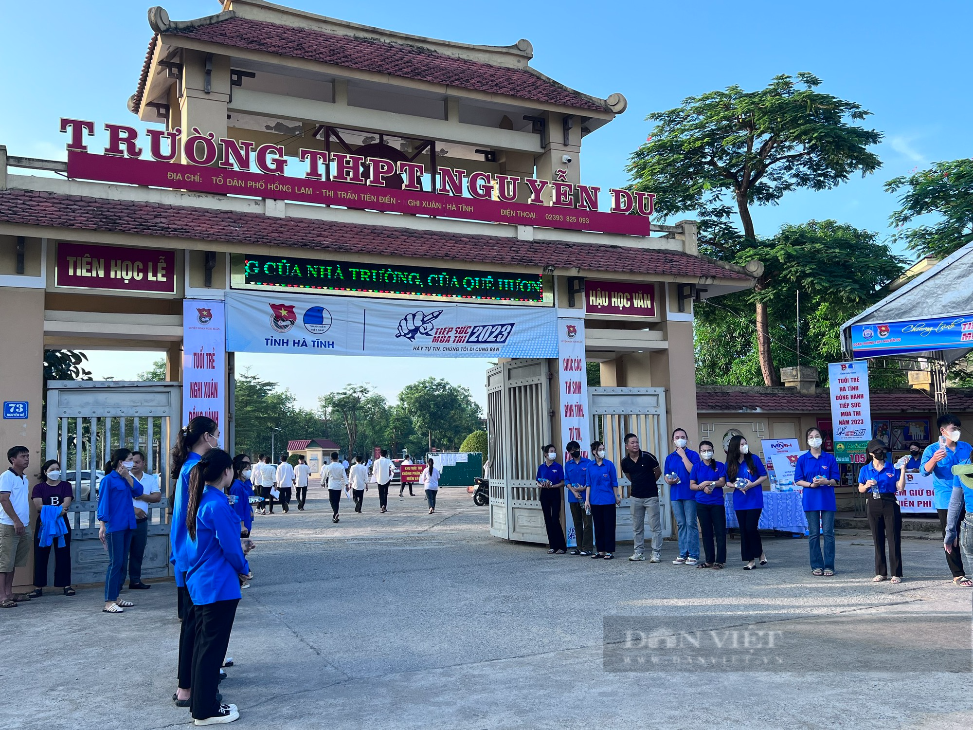 Tuổi trẻ Hà Tĩnh tích cực đồng hành cùng sĩ tử “vượt vũ môn” - Ảnh 14.