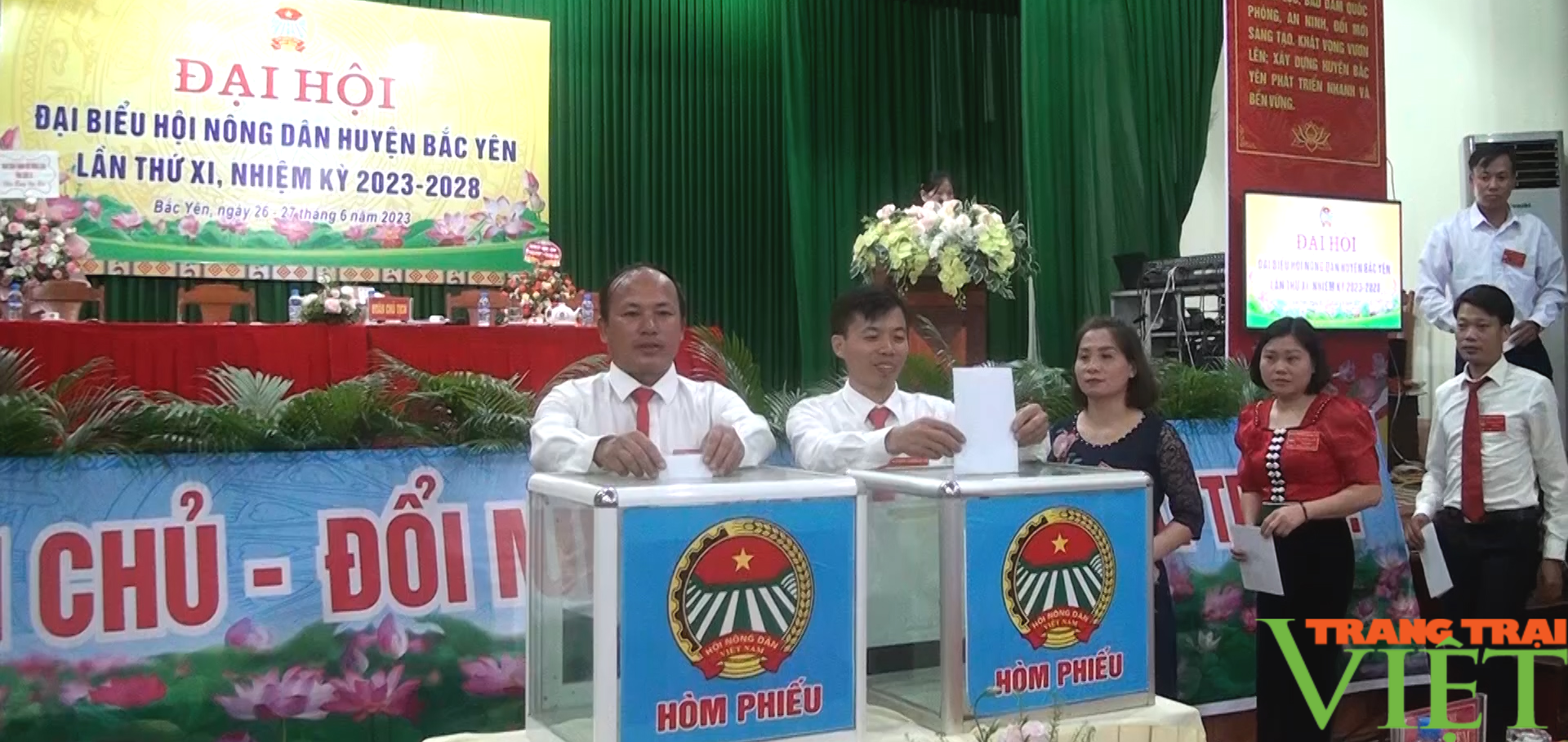Ông Thào A Chư tái đắc cử Chủ tịch Hội Nông dân huyện Bắc Yên - Ảnh 9.