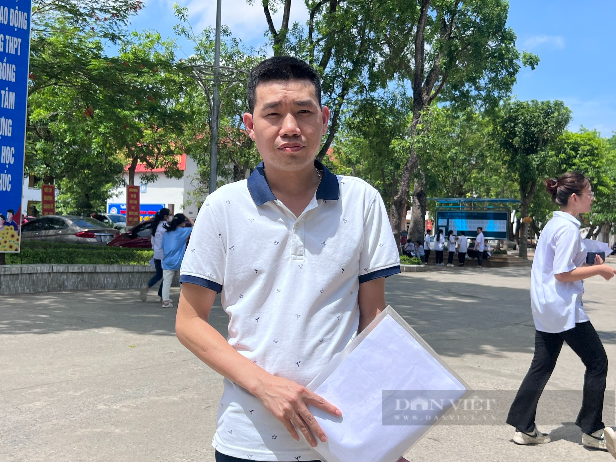 Giám đốc U40 với ước mơ trở thành thầy giáo dự thi tốt nghiệp THPT 2023 tại Thanh Hoá - Ảnh 2.