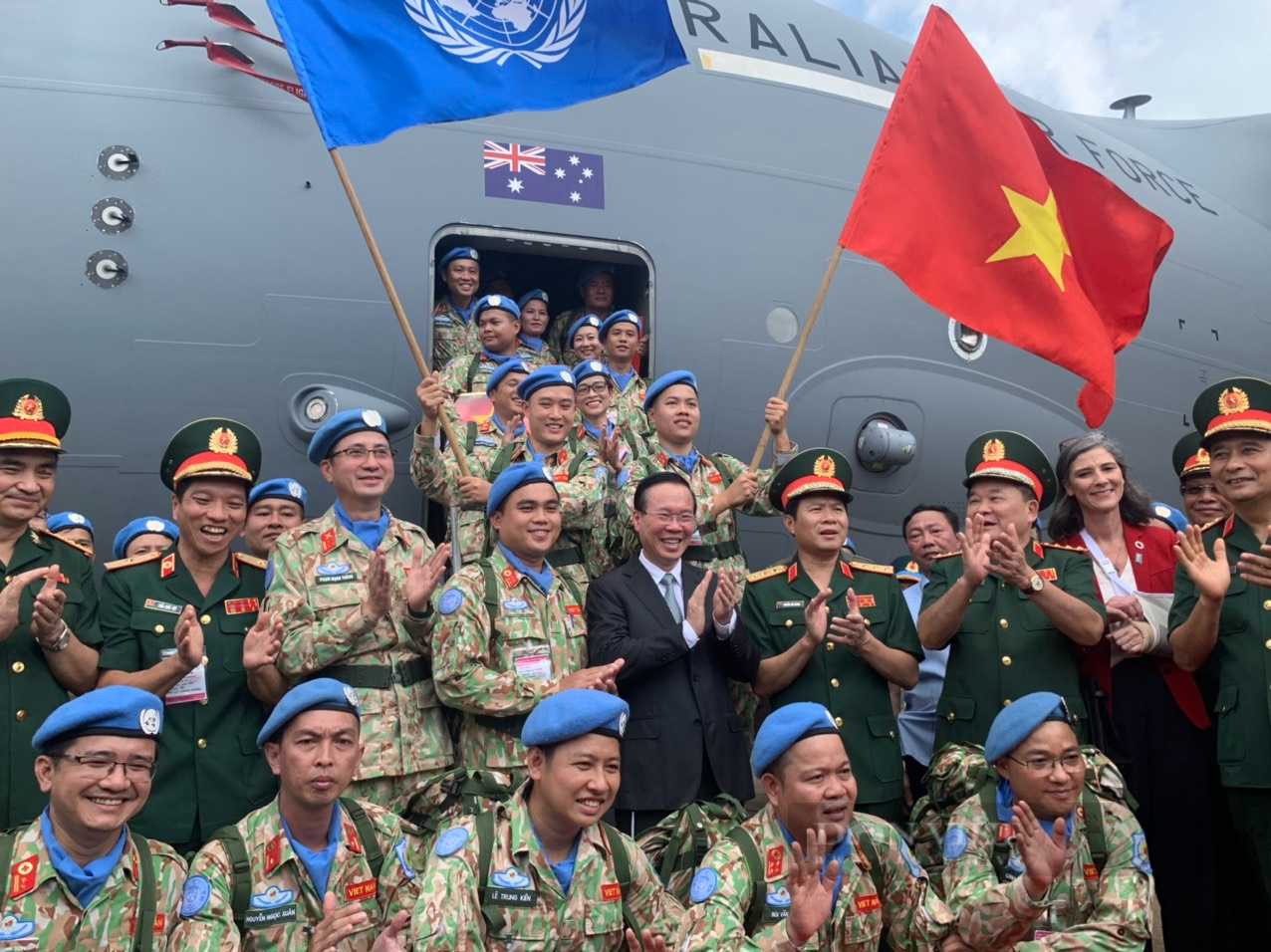 Chủ tịch nước dự lễ xuất quân của các chiến sĩ &quot;mũ nồi xanh&quot; gìn giữ hoà bình Liên Hợp Quốc - Ảnh 4.