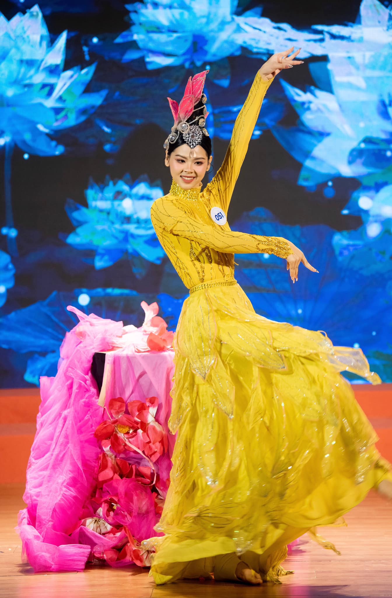 Hoa khôi bóng chuyền vào thẳng chung kết Miss World Vietnam 2023: &quot;Tôi muốn là phiên bản tốt hơn&quot; - Ảnh 5.
