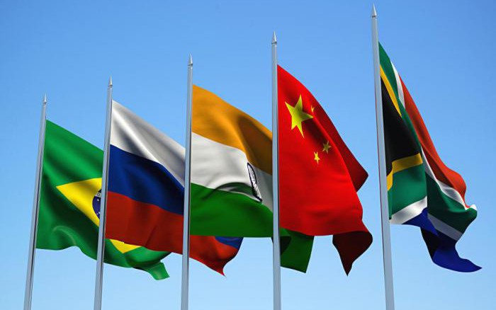 Nhiều nước xếp hàng tham gia BRICS khi Mỹ đối mặt với vấn đề nợ công
