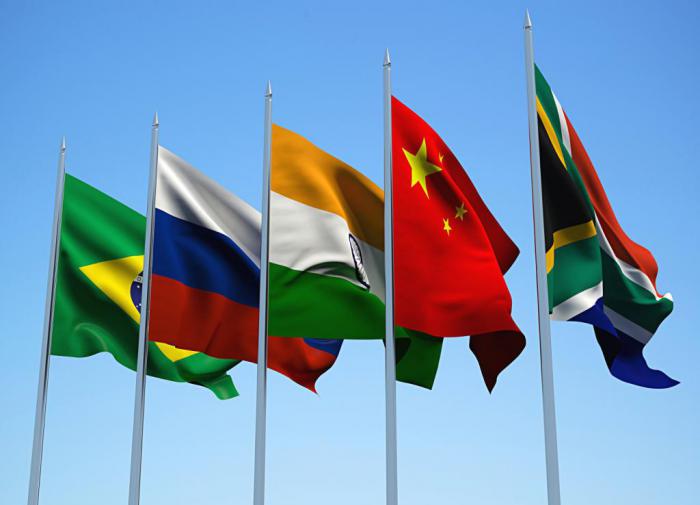Các chính phủ xếp hàng tham gia BRICS khi Mỹ đối mặt với vấn đề nợ công - Ảnh 1.