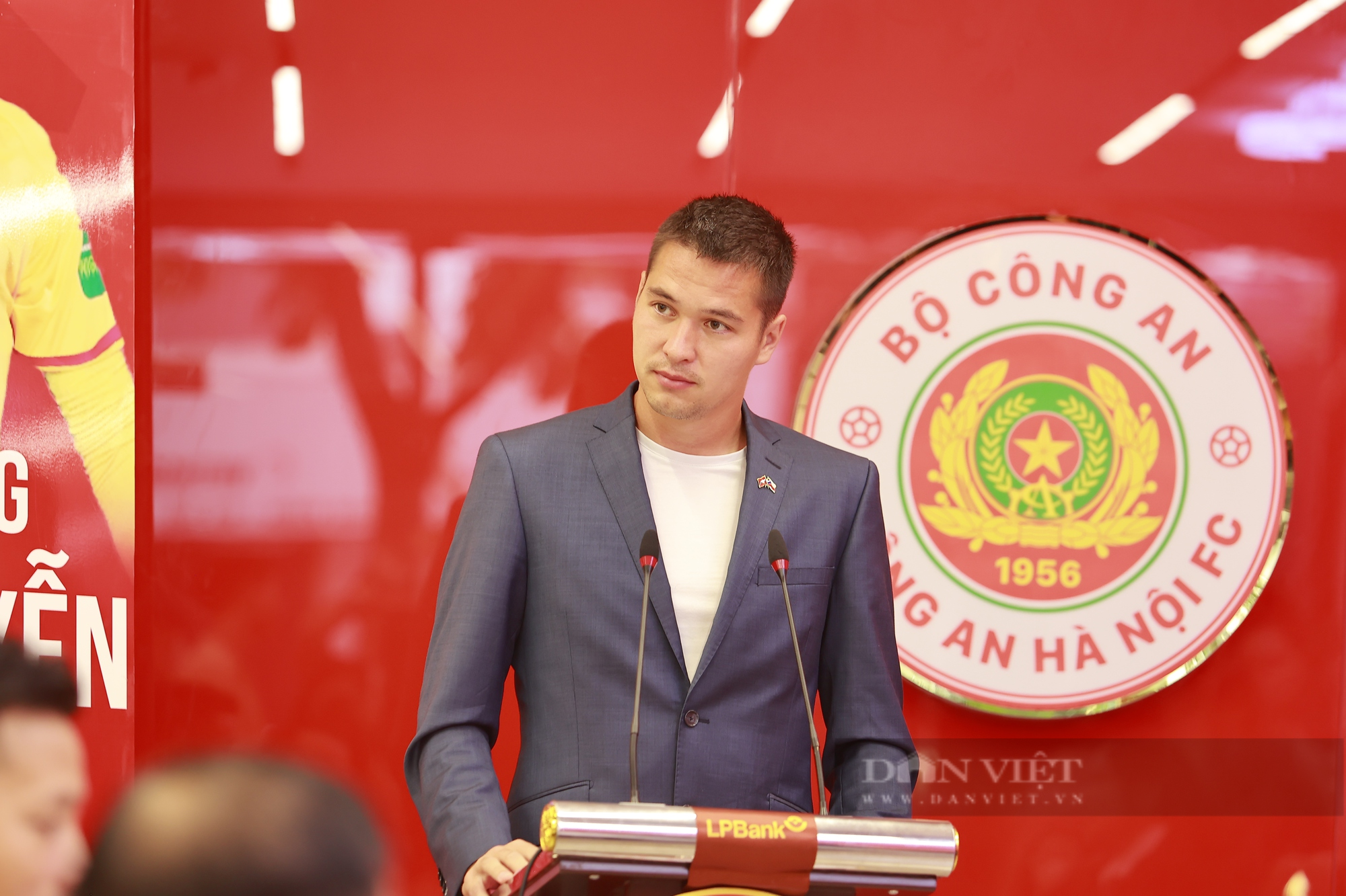 Filip Nguyễn mong muốn cống hiến cho bóng đá Việt Nam - Ảnh 2.