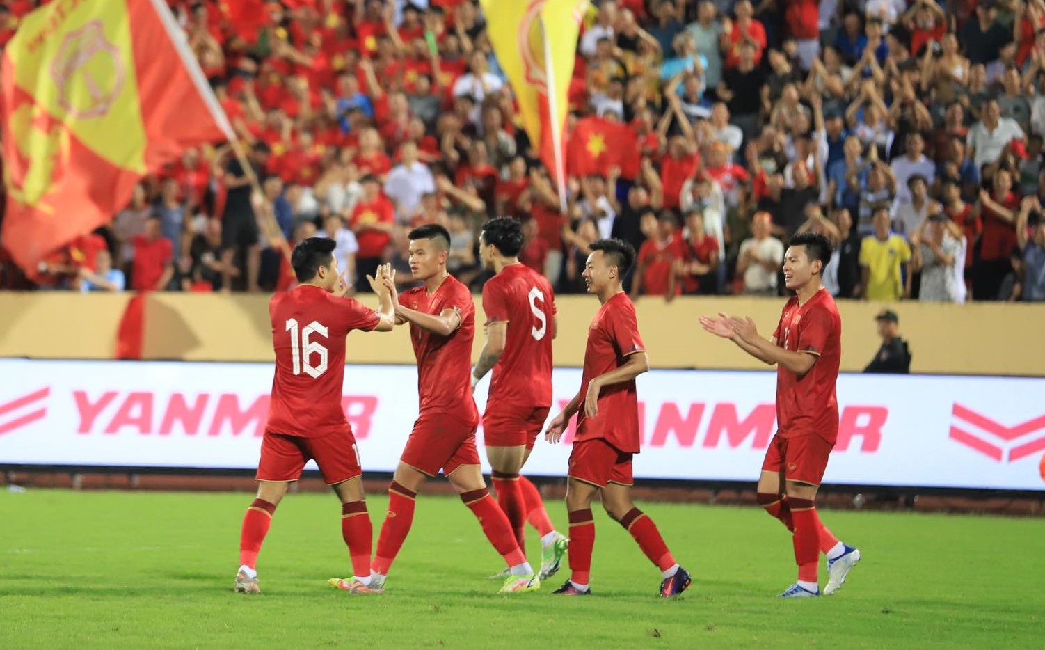 ĐT Việt Nam “ẵm&quot; lợi thế lớn trên đường tới World Cup - Ảnh 1.