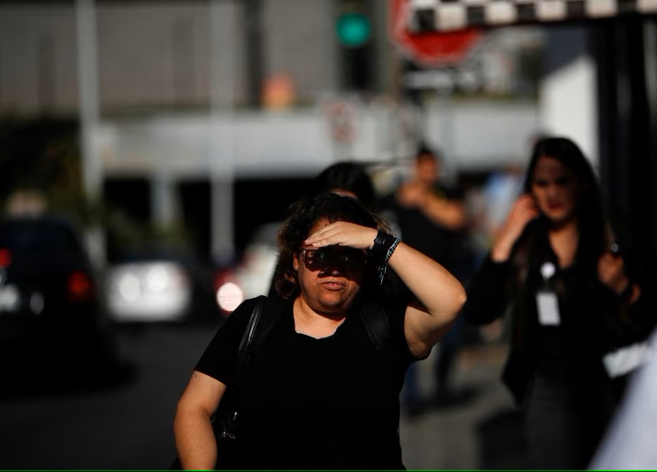 Hình ảnh nắng nóng hoành hành ở Mexico, ít nhất 100 người thiệt mạng - Ảnh 5.