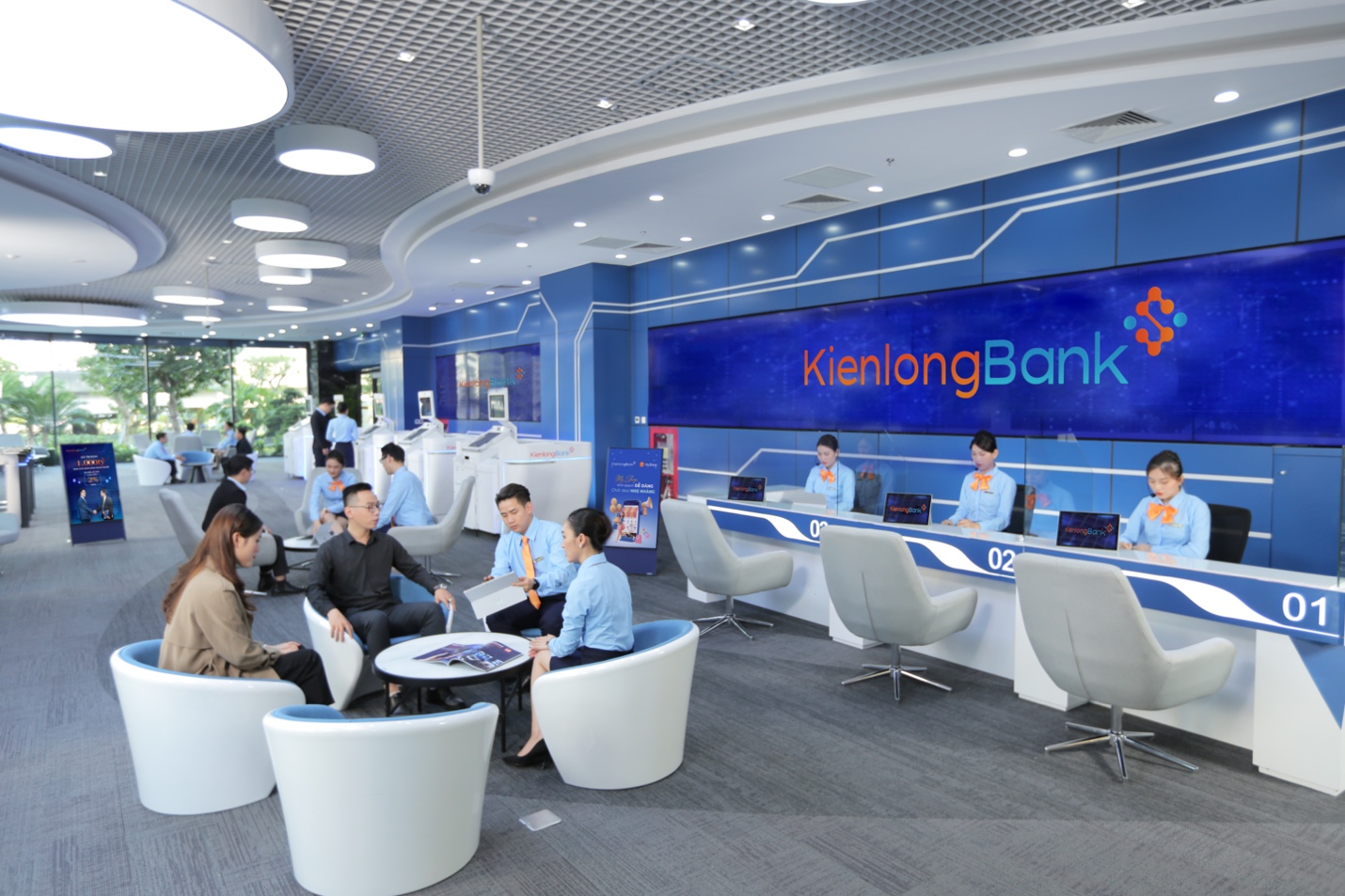 KienlongBank nhận giải thưởng quốc tế về “Công nghệ ngân hàng vượt trội nhất Việt Nam năm 2023” - Ảnh 3.