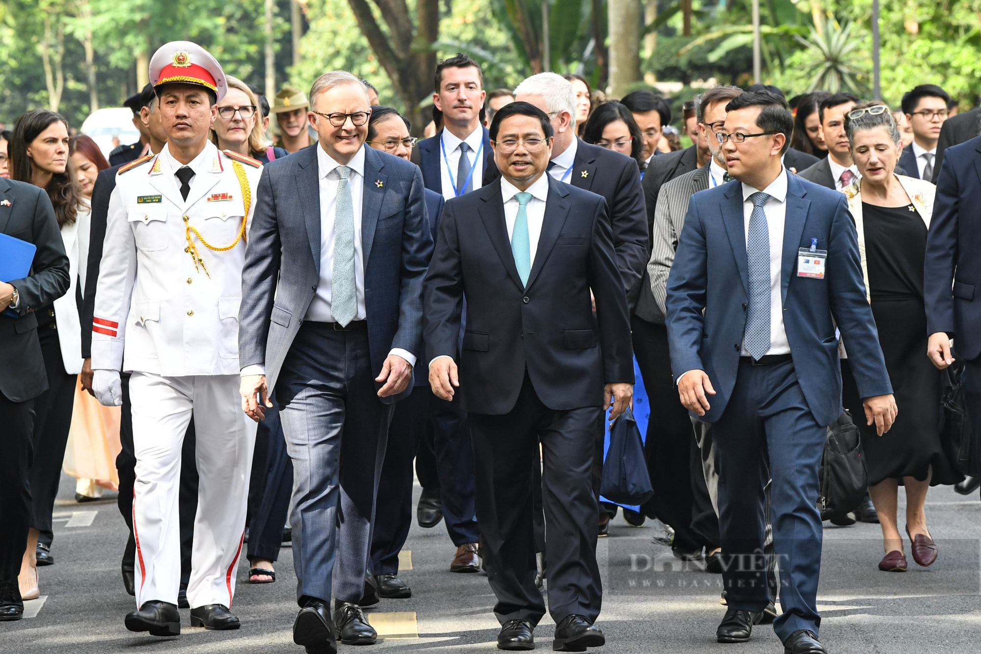 Hình ảnh Thủ tướng Phạm Minh Chính chủ trì lễ đón Thủ tướng Australia tại Hà Nội - Ảnh 3.