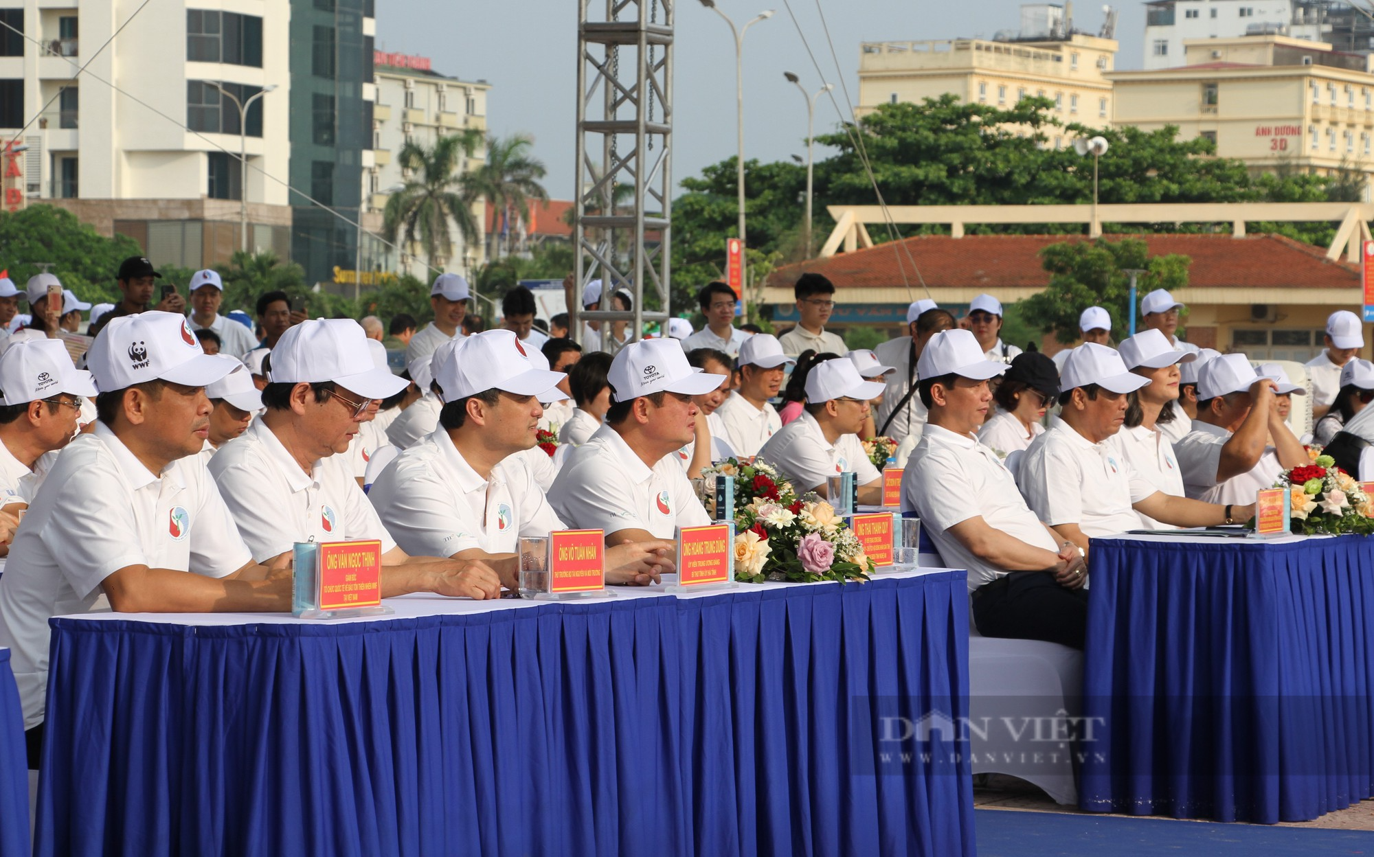 Bộ trưởng Bộ Tài nguyên và Môi trường kêu gọi những việc cần làm để bảo vệ môi trường biển và đại dương - Ảnh 1.