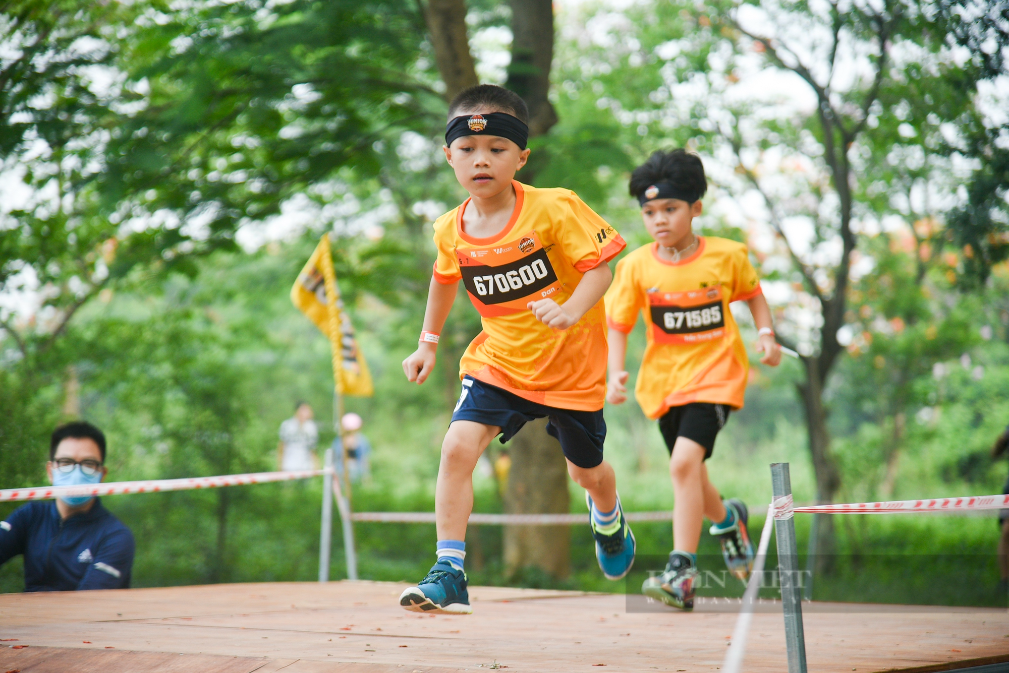 Hơn 1.500 runner nhí tham gia giải đấu vượt chướng ngại vật được tổ chức tại Hà Nội - Ảnh 3.