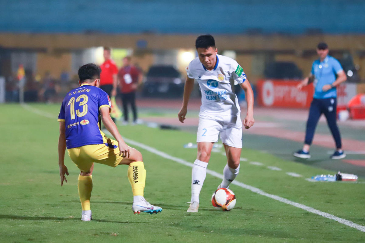 Kết quả vòng 11 V.League: Hà Nội FC thắng tối thiếu trước Thép Xanh Nam Định - Ảnh 2.