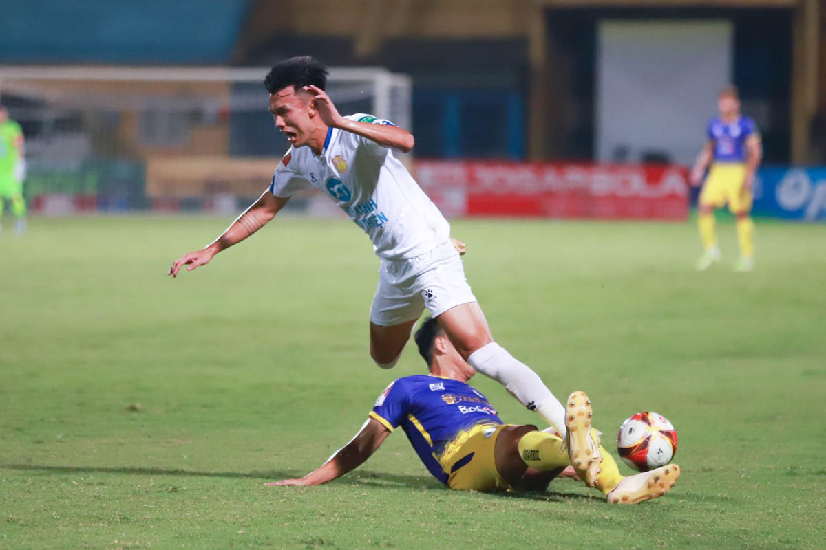 Kết quả vòng 11 V.League: Hà Nội FC thắng tối thiếu trước Thép Xanh Nam Định - Ảnh 3.