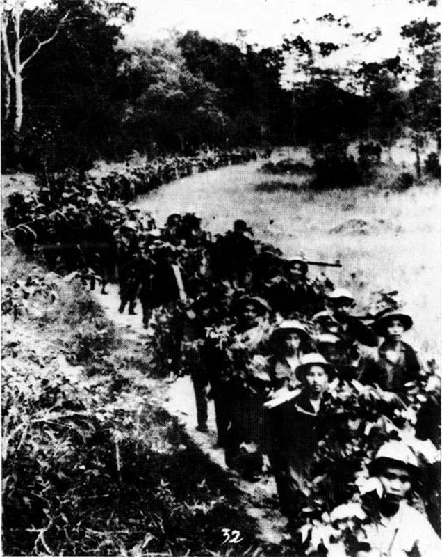 Hình ảnh lịch sử trong chiến dịch giải phóng Buôn Ma Thuột tháng 3/1975 - Ảnh 2.