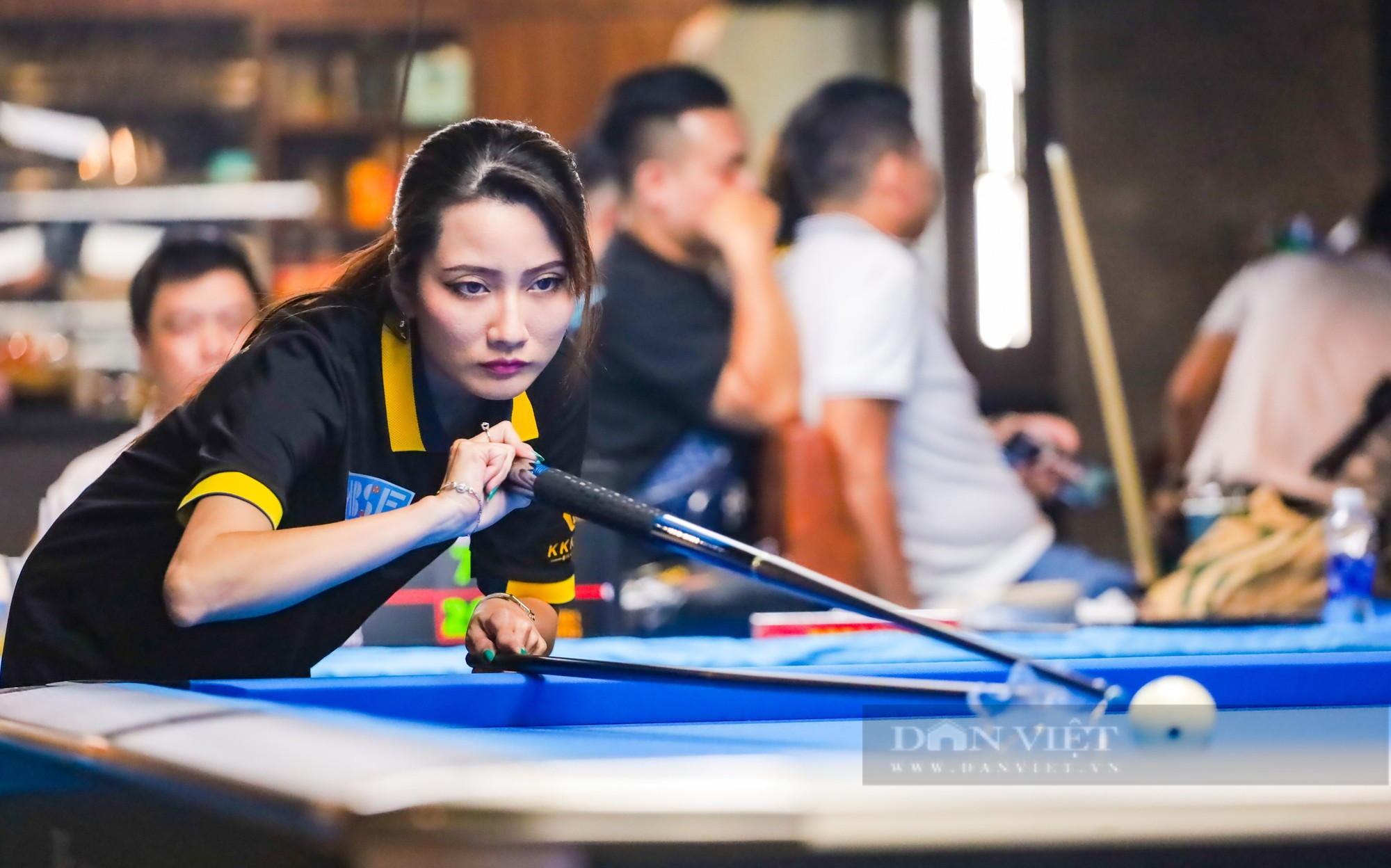 Ngất ngây với nhan sắc các cơ thủ tại Giải Billiard Pool 9 bi nữ TP.HCM mở rộng - Ảnh 9.