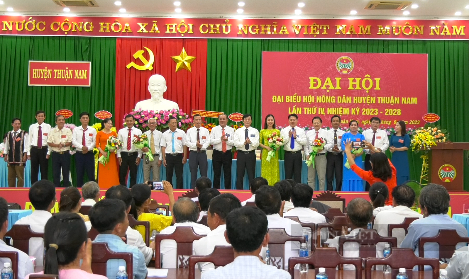 Ông Phan Ngọc Minh tái đắc cử Chủ tịch Hội Nông dân huyện Thuận Nam, tỉnh Ninh Thuận - Ảnh 8.