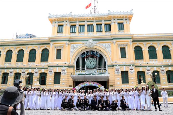 Bưu điện TP Hồ Chí Minh đứng thứ 2 trong số 11 bưu điện đẹp nhất thế giới - Ảnh 1.