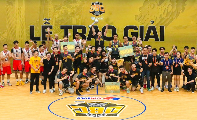 98's Basketball vô địch giải bóng rổ Đà Nẵng - Ảnh 1.